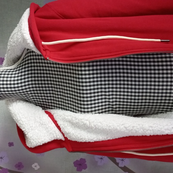 Stadium jacket red with white pile lining  Small New - Picture 2 of 5